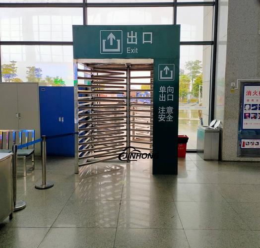 铁路交通枢纽平面单向门与全高转闸 高铁客运出口安检的